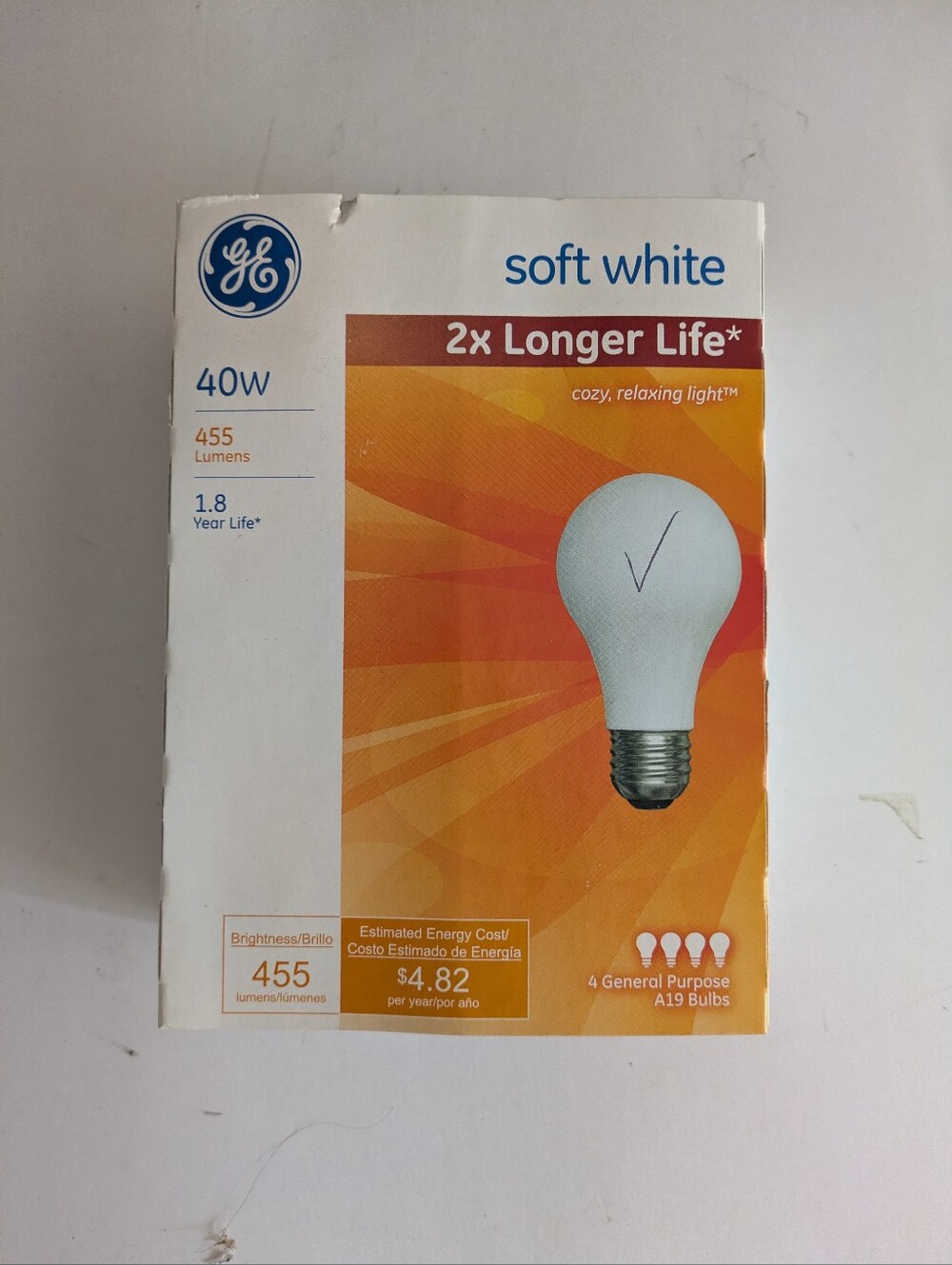 GE Soft White 40W A19 Bulbs 2X Longer Life Bundle 4 NWT